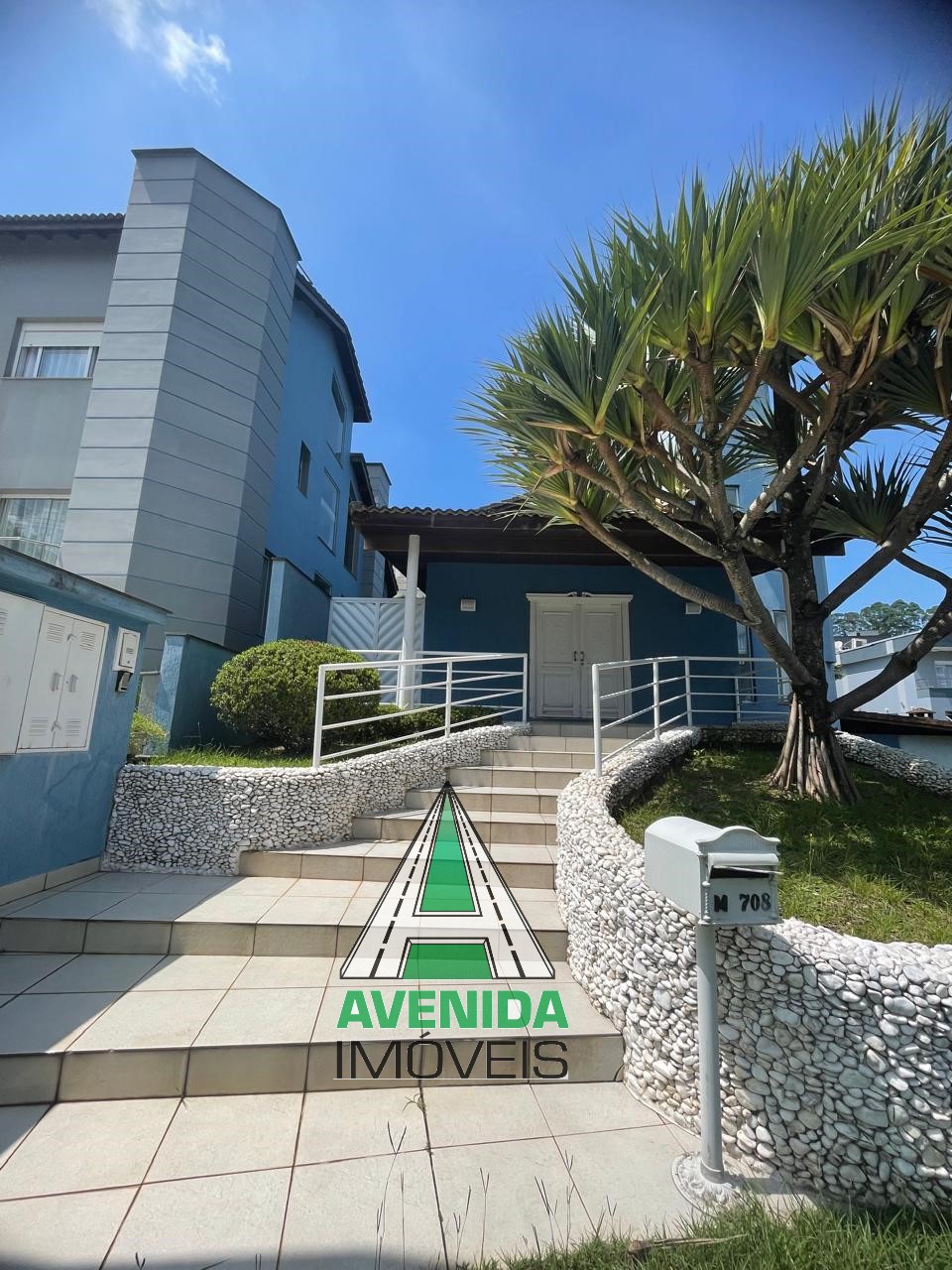 Lindo sobrado, 542 m² com 5 dormitórios, sendo 3 suítes, Swiss Park, São Bernardo do Campo