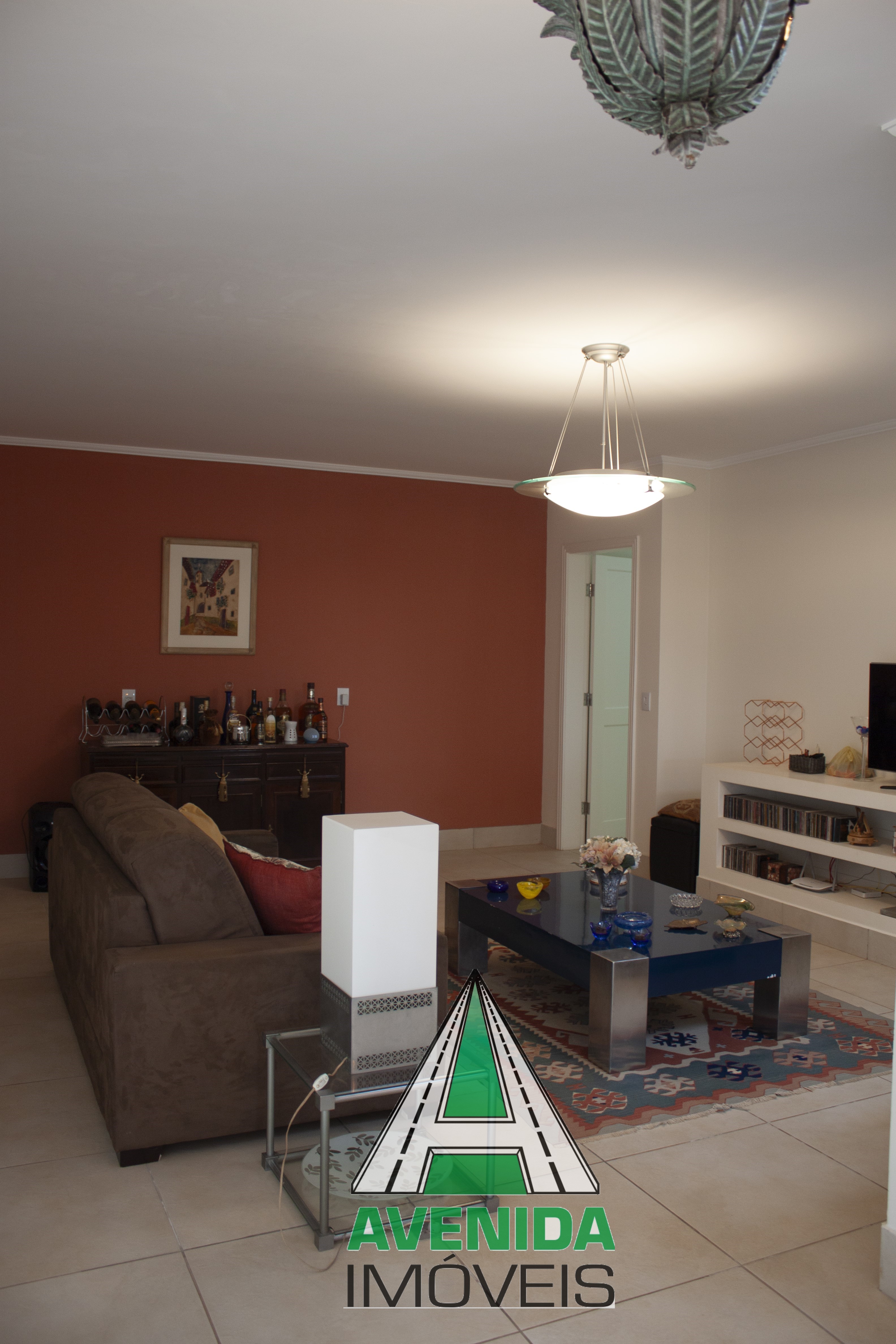 Linda casa térrea, 549 m² c/ 4 suítes na cidade de Cesário Lange- SP