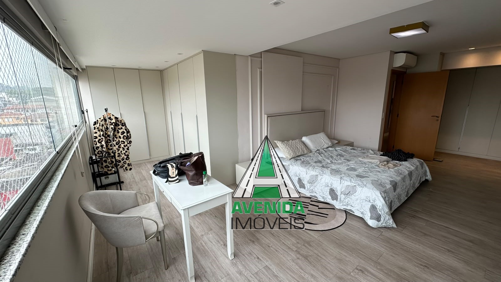 apartamento240m², 3 suítes, Nova Petrópolis