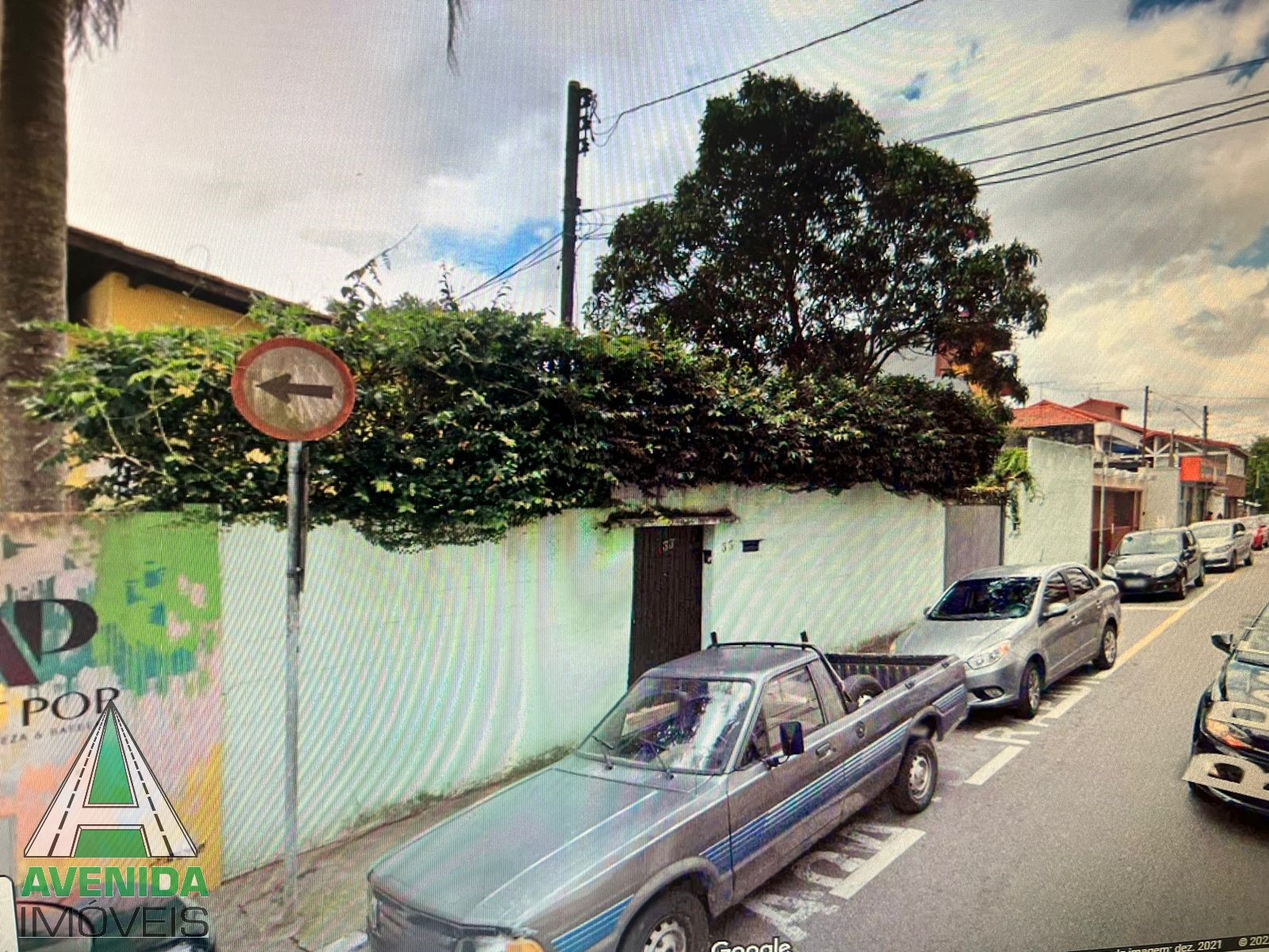 Terreno de 900 m² com área construída de 688 m² no Centro de Diadema- SP